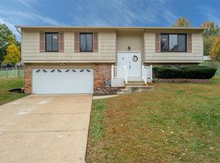 610 Williams Dr, Eureka, MO