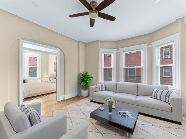 926 17th St APT 2