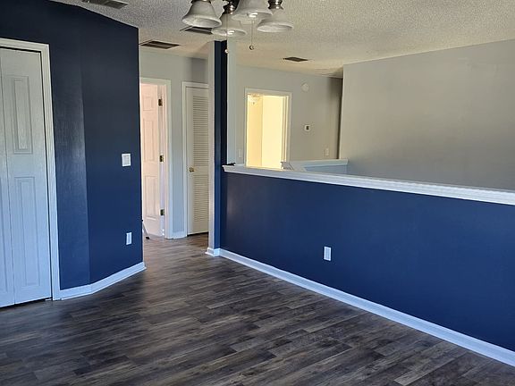 5th image of 1236 Woodchurch Ln