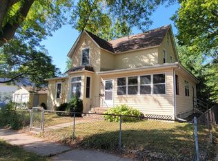 36 Isabel St W #1, Saint Paul, MN 55107