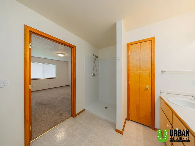 18425 E Sprague Ave — Photo 18