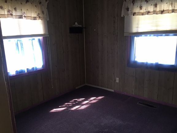 5th image of 250 N Crescent Dr