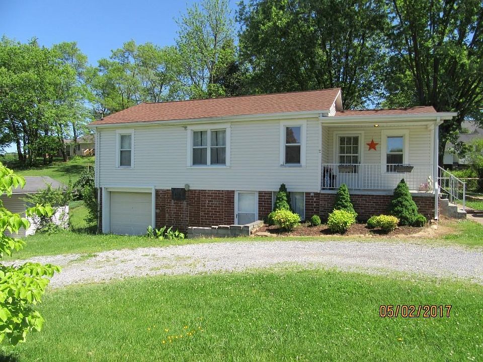 1st image of 3828 Summitt Dr