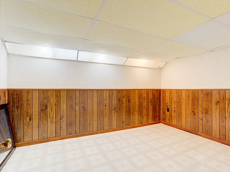 4708 Woodland Ave — Photo 18