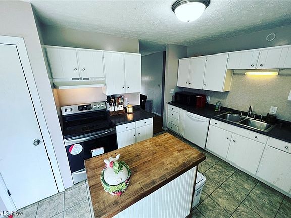 5th image of 62050 Pikeview Dr