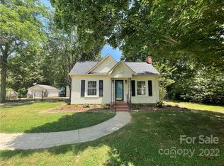 2105 Englewood St, Kannapolis, NC 28083
