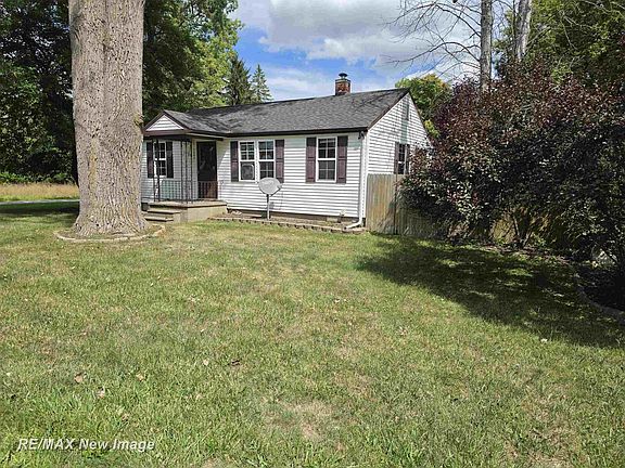 2nd image of 2502 S 24th St
