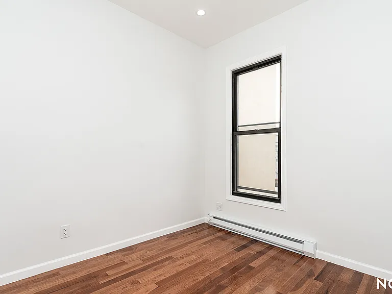 1869 Greene Ave #1F — Photo 8