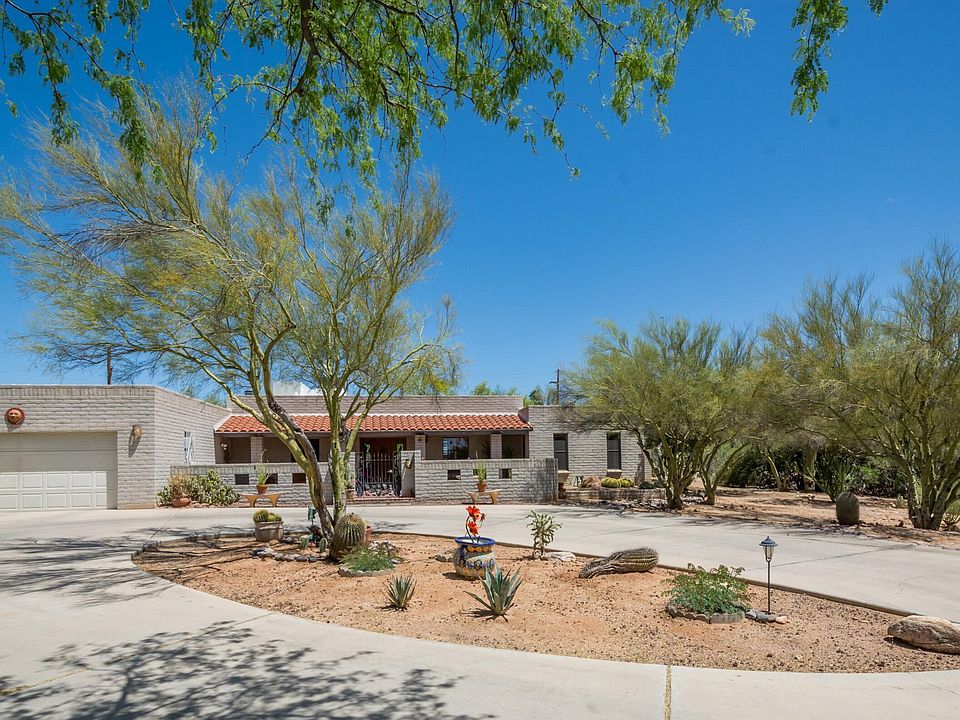 1st image of 7061 N Paloma Dr