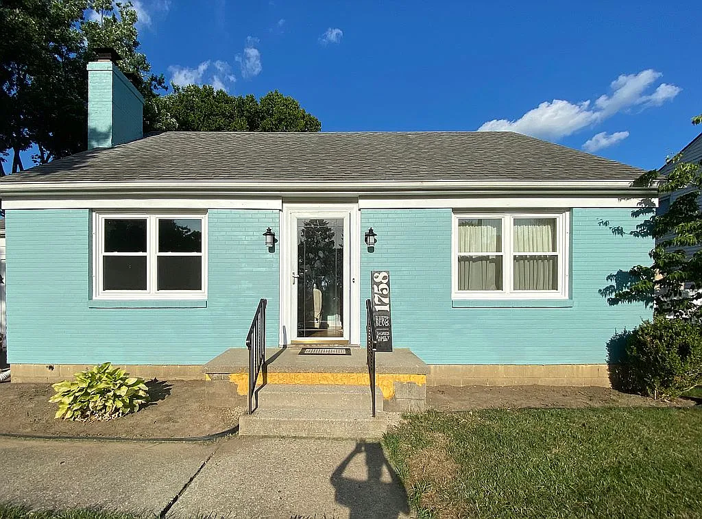 1758 Wittenberg Blvd W photo 1