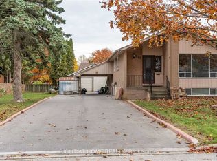 841 Reytan Blvd APT B, Pickering, ON L1W 1Y6