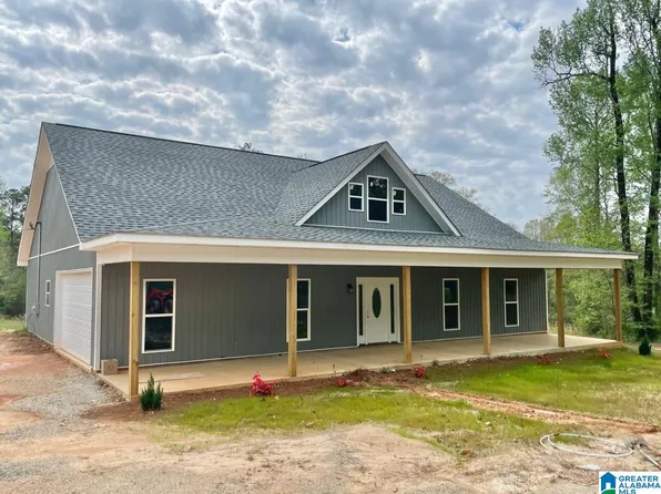 570 County Road 79, Roanoke, AL 36274