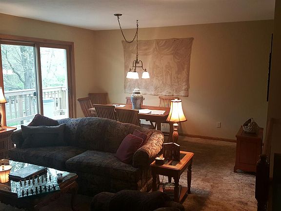 4th image of 2524 N 76th Ave