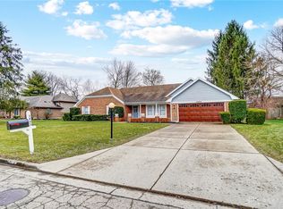 3893 Walnut Grove Ln, Dayton, OH 45440
