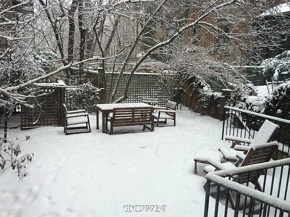 3rd image of 428 Hudson St APT 1