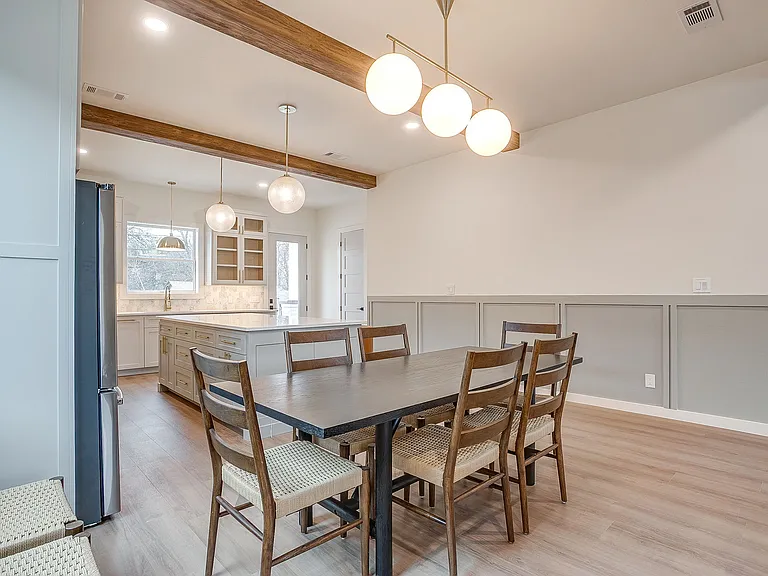 2705 Gordon Ave — Photo 7