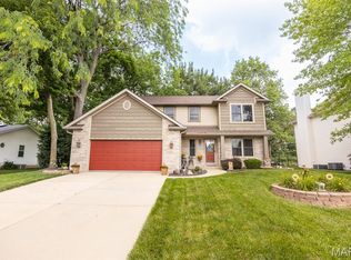 595 Chancellor Dr, Edwardsville, IL