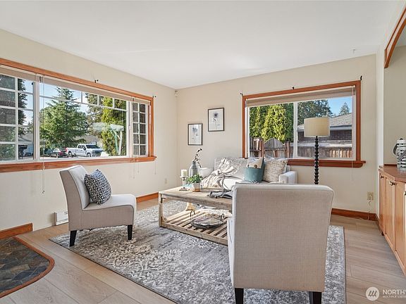 4th image of 9315 121st Street SW
