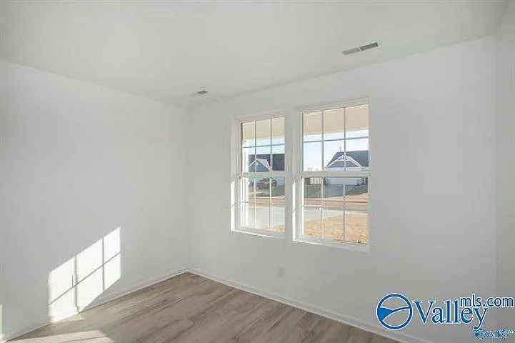 3 bed, 2.0 bath, 1740 sqft, $1,795 — Photo 3