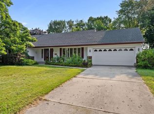 929 N 24th St, Manitowoc, WI 54220