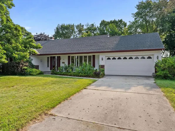 929 North 24th STREET, Manitowoc, WI 54220