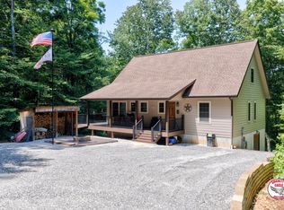 107 Choctaw Rd, Byrdstown, TN 38549