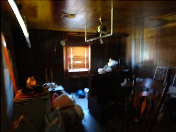4th image of 541 1st Ave