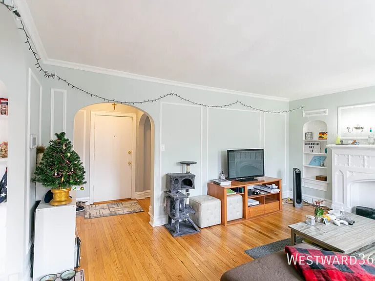 1620 W Farwell Ave #2A — Photo 3