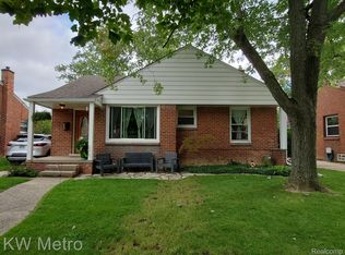 407 Normandy Rd, Royal Oak, MI 48073