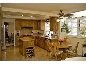 301 Summerview Ct photo 1