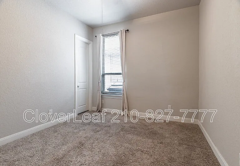 3718 Avia Oaks — Photo 11