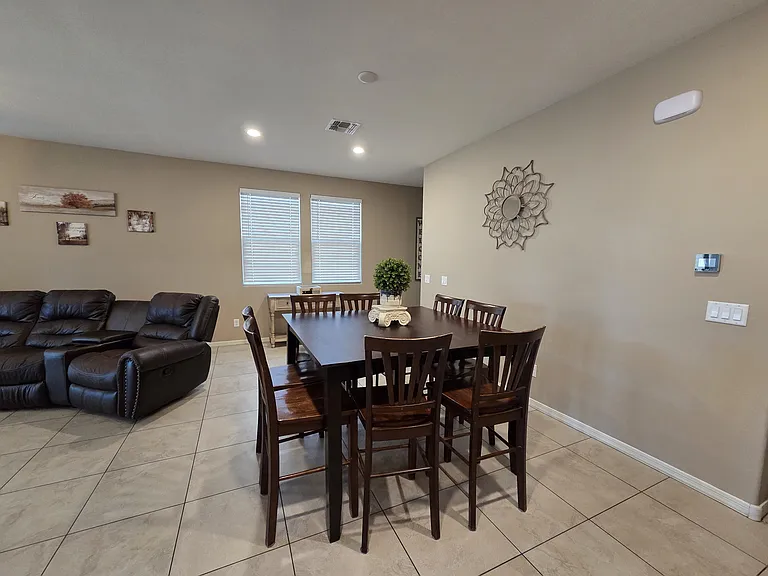 2122 W Ephesus Ct — Photo 9