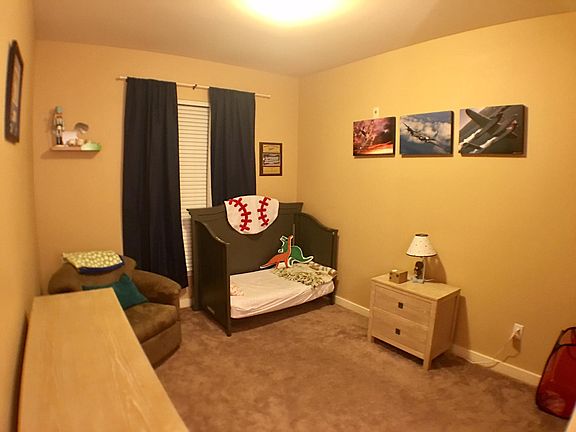 2nd bedroom