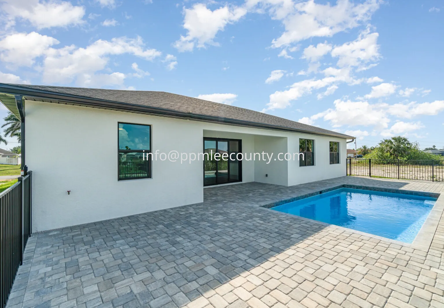 4 bed, 2.0 bath, 2013 sqft, $2,800 — Photo 2