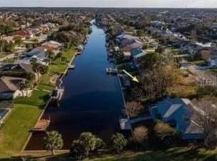 5 Cool Water Ct, Palm Coast, FL 32137
