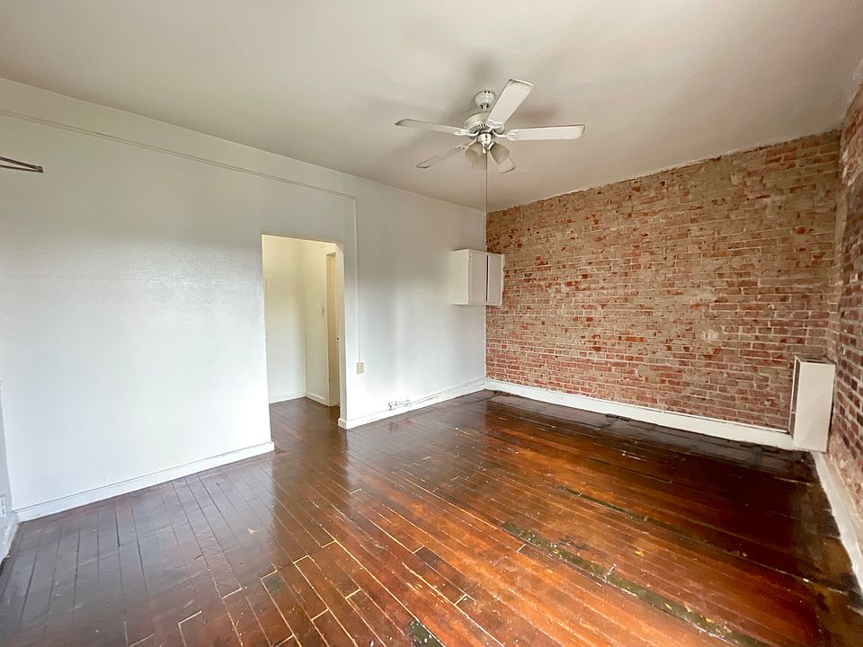 1st image of 3205 Descanso Dr #2B-1Ba-900Sqft