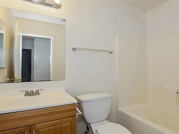 3rd image of 3020 W Bowker St #1