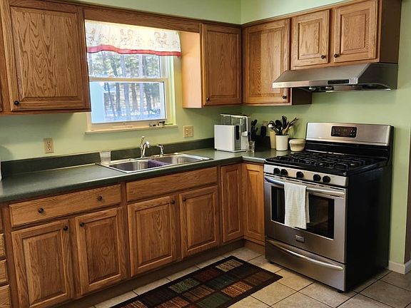 4th image of 6140 Stewart Ct