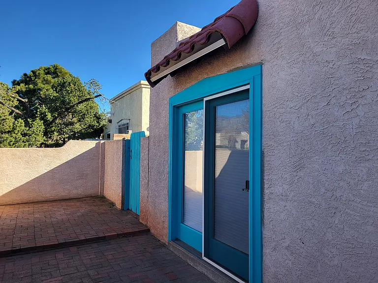 8910 Chambers Pl NE — Photo 31
