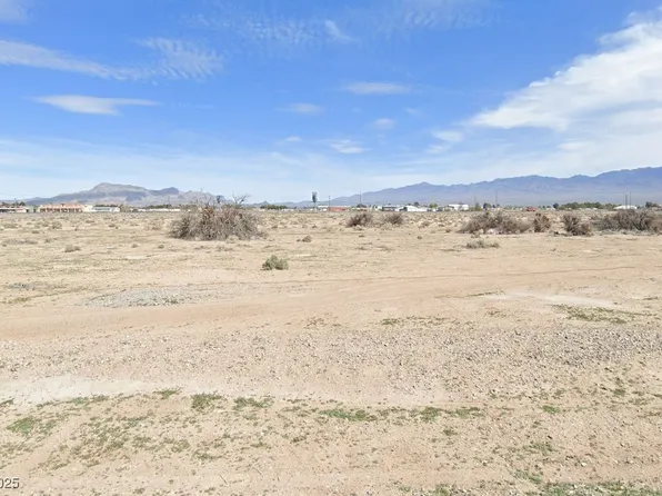 800 W Brady Ln, Pahrump, NV 89048