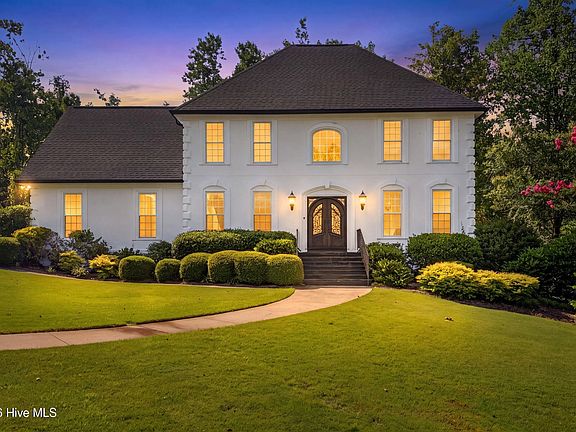 2nd image of 3728 Wexford Drive