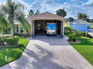 548 Narrow Pond Ln, Polk City, FL 33868