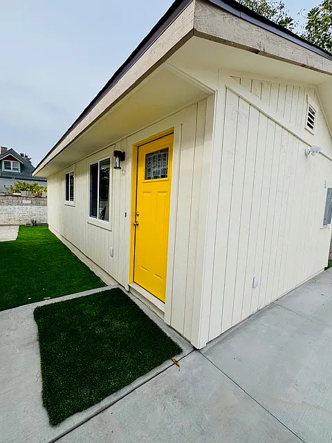 1 bed, 500 sqft, $2,000 — Photo 2