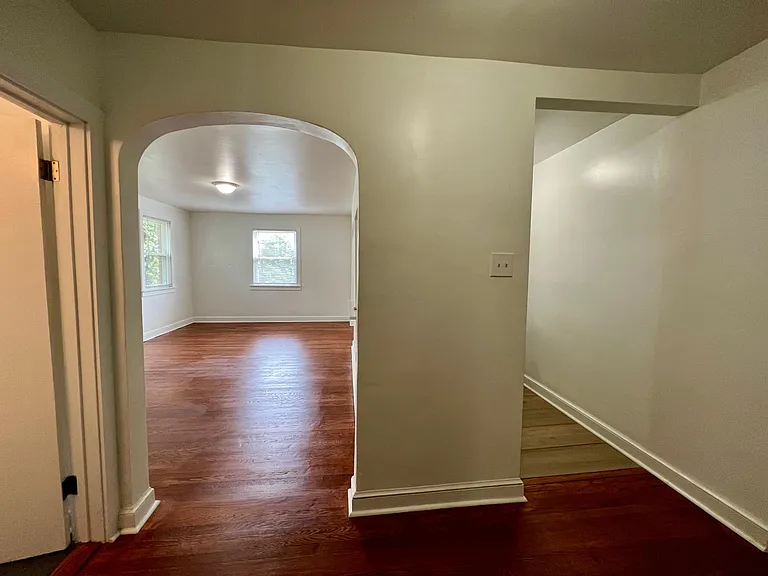 4564 Macarthur Blvd NW #302 — Photo 4