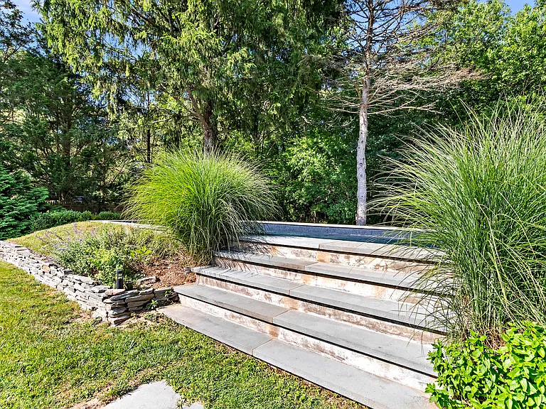 Millstone Dr — Photo 38