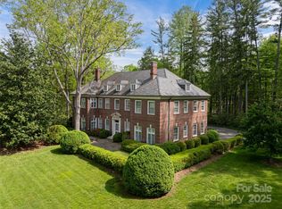 407 Vanderbilt Rd, Asheville, NC 28803