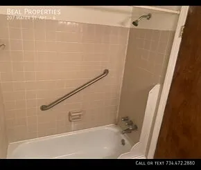 207 Water St #4 — Photo 4