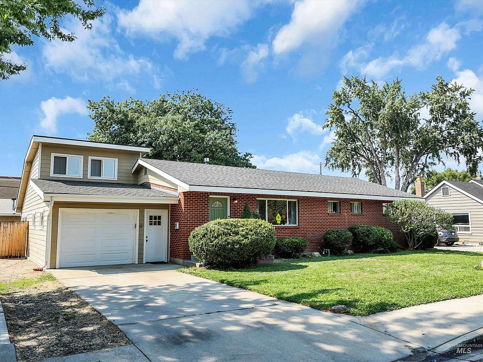 1st image of 2025 S Longmont Ave