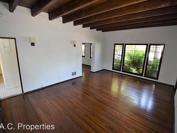 4th image of 1022 1/2 S Orange Grove Ave #10299843