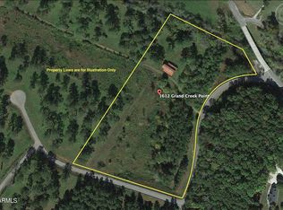 1612 Grand Creek Point, Maryville, TN 37801